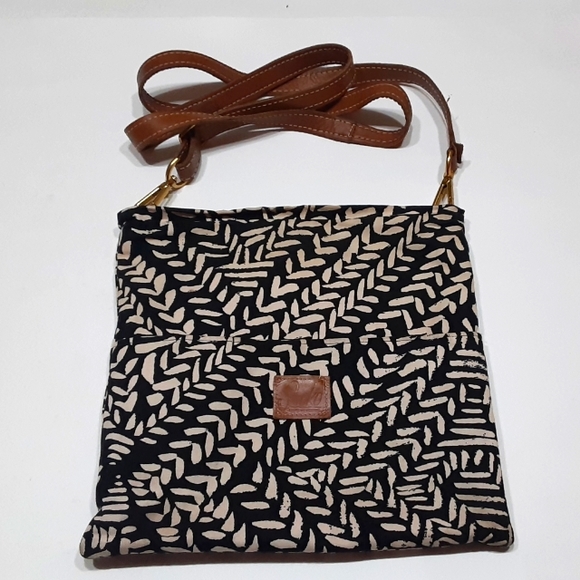 Sseko Bags Sseko Foldover Crossbody Bag Poshmark